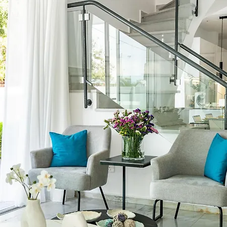 Villa Luxurious One Maisonette By Ezoria Paphos