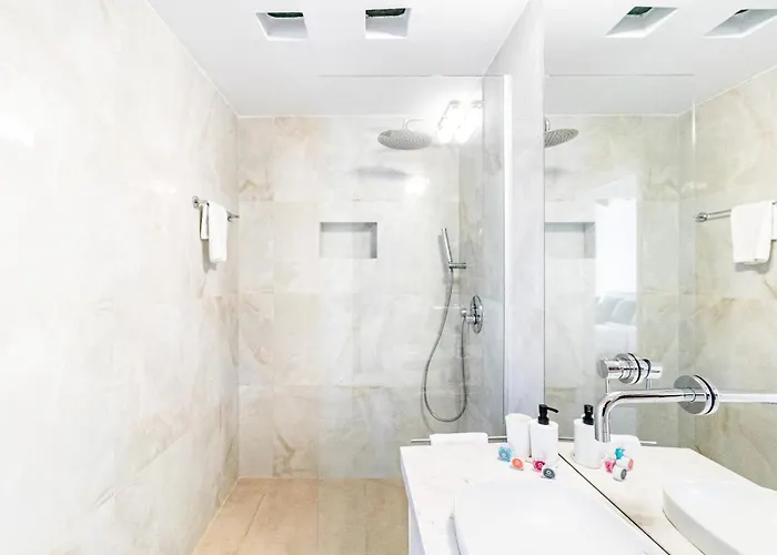 Luxurious One Maisonette By Ezoria ヴィラ