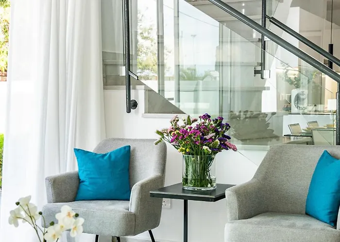 Vila Luxurious One Maisonette By Ezoria Paphos