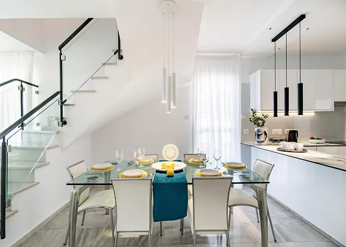 ヴィラ Luxurious One Maisonette By Ezoria *